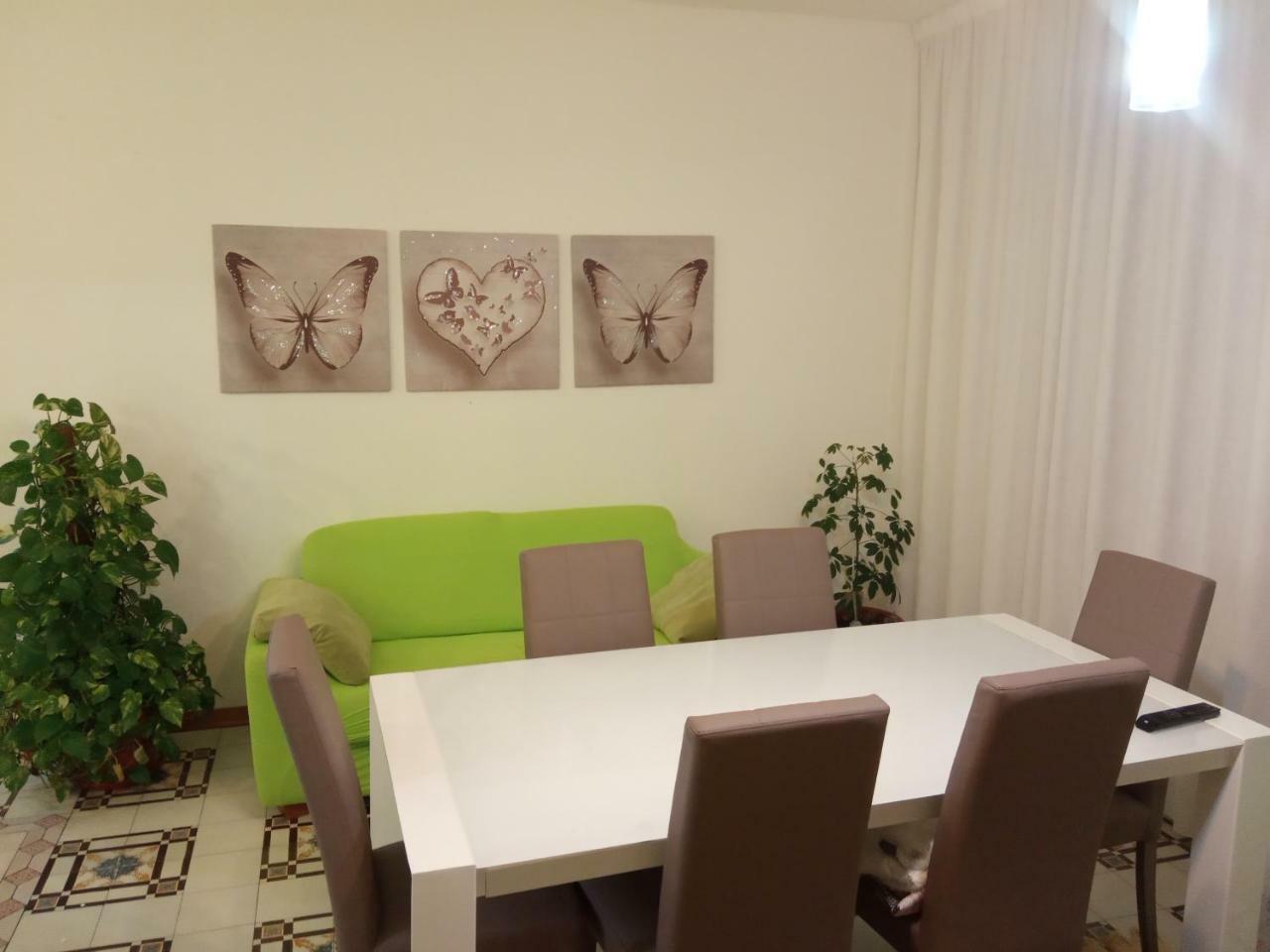 Via Genova Apartment Ольбія Екстер'єр фото