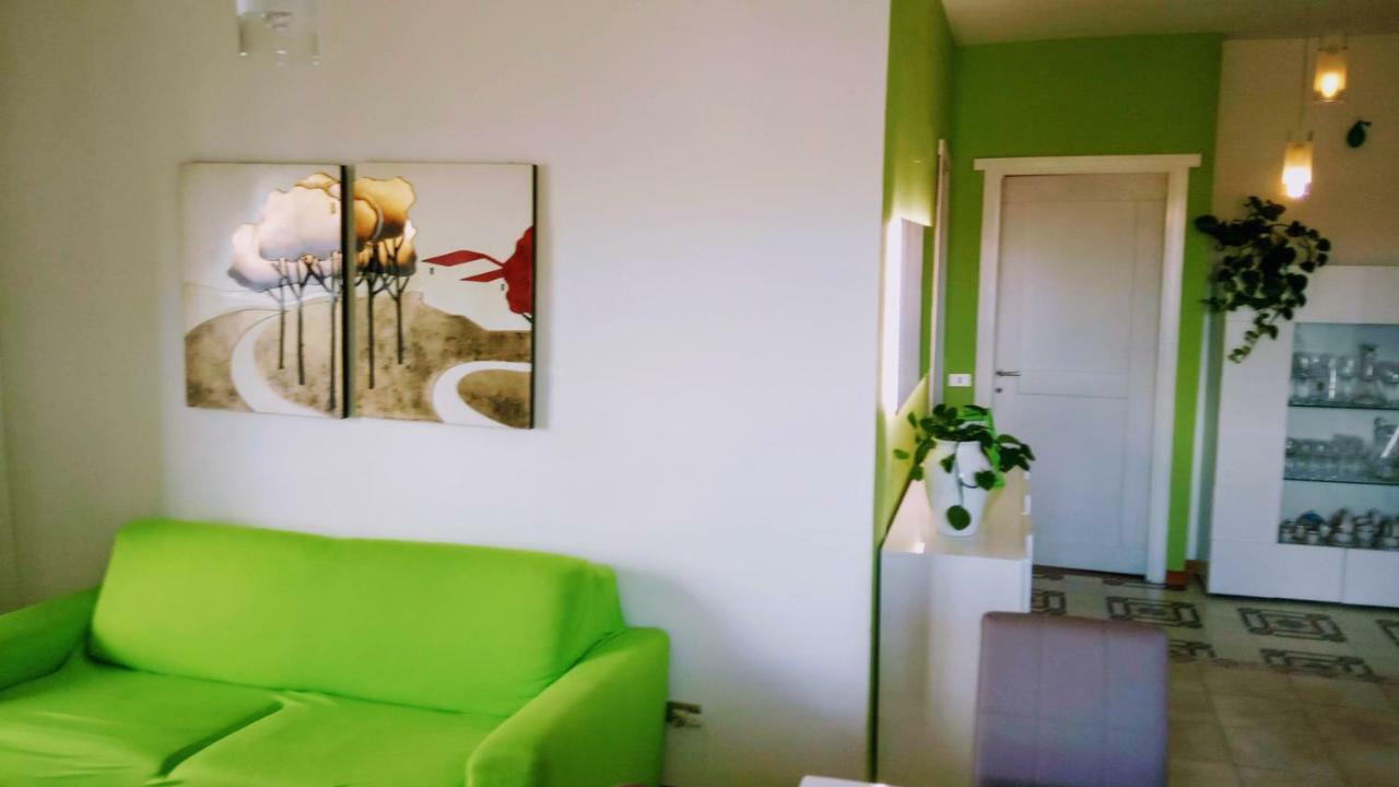 Via Genova Apartment Ольбія Екстер'єр фото